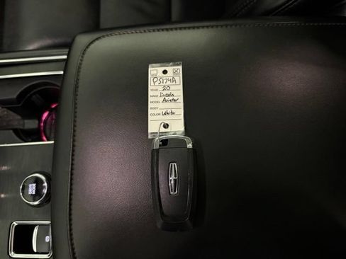 Used 2020 Lincoln Aviator Reserve w/ Equipment Group 201A AWD/4WD image 23