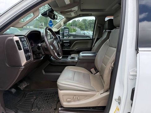 Used 2015 GMC Sierra 2500 Denali w/ Duramax Plus Package AWD/4WD image 8