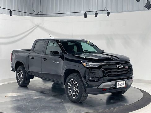 Used 2023 Chevrolet Colorado Z71 w/ Z71 Convenience Package 2 image 38