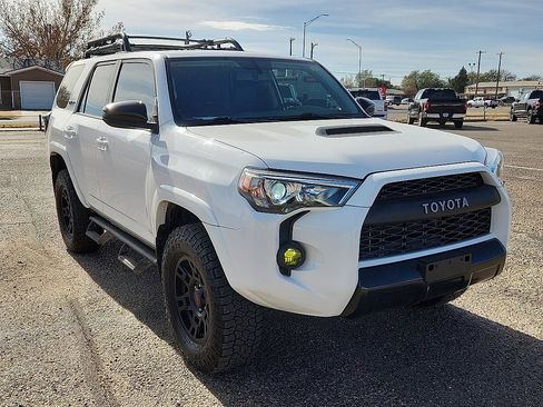 Used 2019 Toyota 4Runner image 4