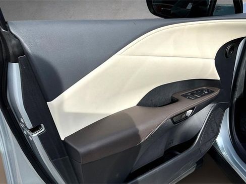 Used 2024 Lexus RX 350 Premium Plus image 17