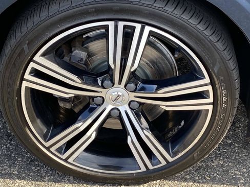 Used 2020 Volvo S60 T5 Inscription FWD image 24