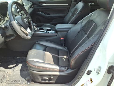Used 2023 Nissan Altima 2.5 SR image 12
