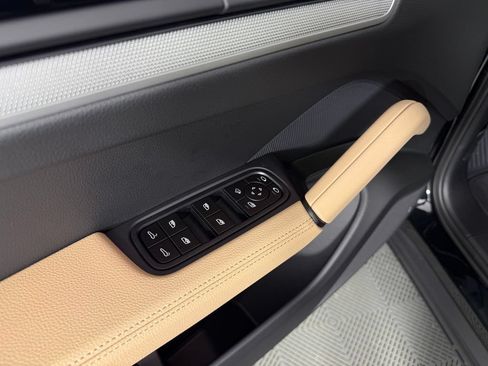 Certified 2026 Porsche Cayenne Coupe AWD/4WD image 21