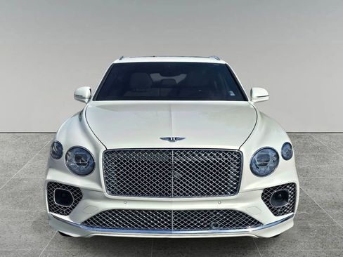 Used 2022 Bentley Bentayga AWD/4WD image 8