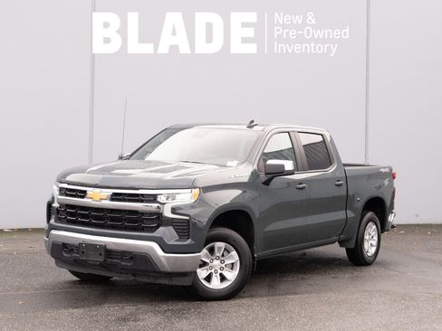 Used 2025 Chevrolet Silverado 1500 LT image 1