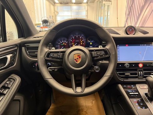 New 2026 Porsche Macan S image 12