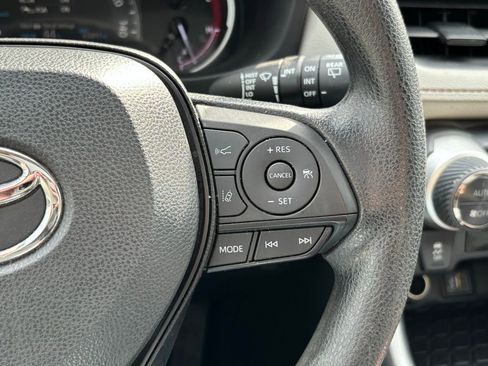 Used 2023 Toyota RAV4 XLE w/ Convenience Package image 19