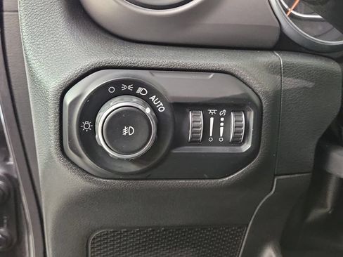 Used 2021 Jeep Wrangler Sport AWD/4WD image 13