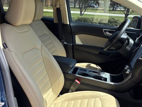 Used 2021 Ford Edge SEL w/ Cargo Accessory Package image 18