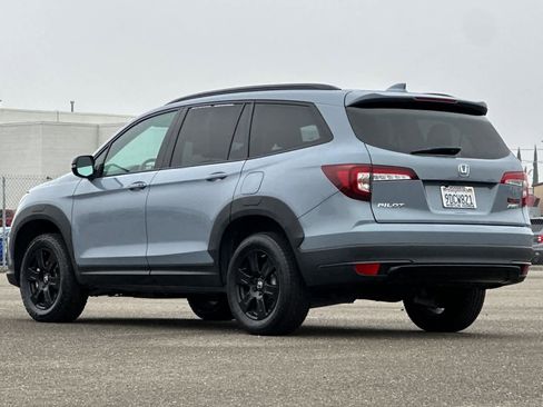 Certified 2022 Honda Pilot TrailSport image 5