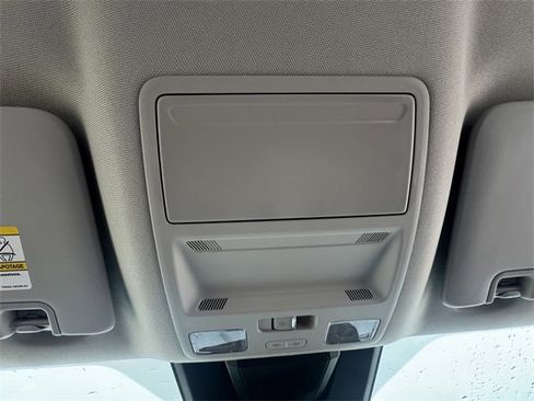 New 2025 Ford Ranger XLT w/ Equipment Group 301A High image 33