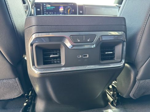 Used 2025 Chevrolet Silverado 2500 High Country w/ Z71 Off-Road Package image 12