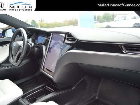 Used 2021 Tesla Model S Long Range Plus image 33