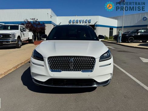 Used 2022 Lincoln Corsair Reserve w/ Equipment Group 201A AWD/4WD image 2