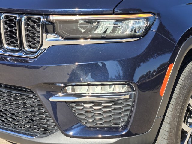 Used 2023 Jeep Grand Cherokee Limited AWD/4WD image 8