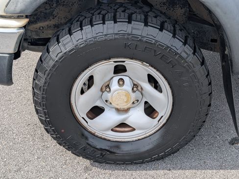 Used 2003 Toyota Tacoma PreRunner RWD image 23