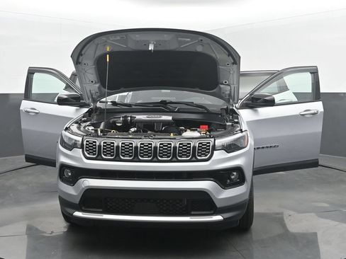 Used 2024 Jeep Compass Limited AWD/4WD image 56