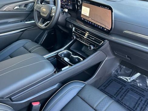 New 2026 Chevrolet Traverse High Country FWD image 25