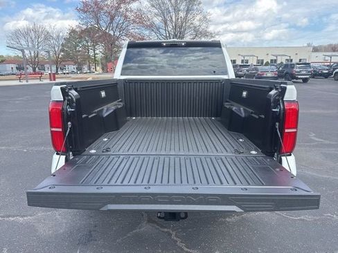 New 2026 Toyota Tacoma SR5 AWD/4WD image 11