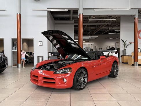Used 2003 Dodge Viper SRT-10 RWD image 50