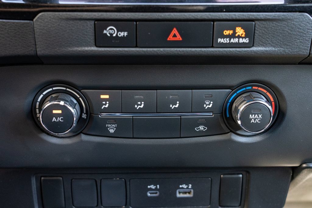 Used 2023 Nissan Frontier SV AWD/4WD image 18