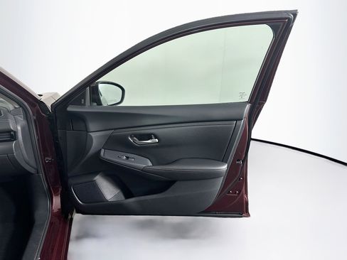 Used 2024 Nissan Sentra SV image 29