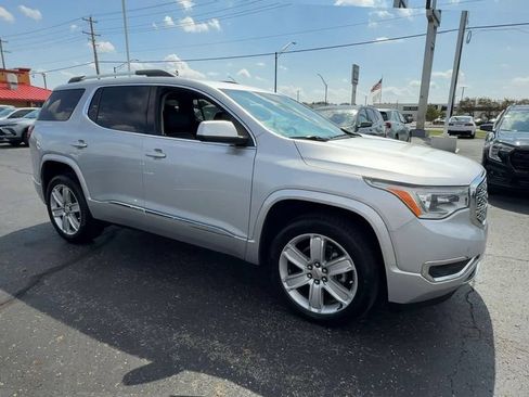 Used 2019 GMC Acadia Denali FWD image 2