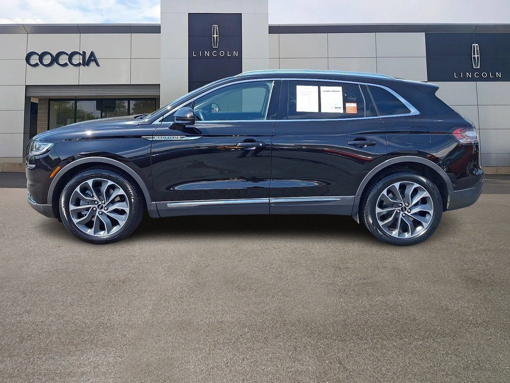 Certified 2023 Lincoln Nautilus Reserve AWD/4WD image 7