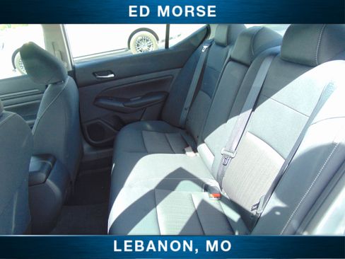 Used 2022 Nissan Altima 2.5 S FWD image 11