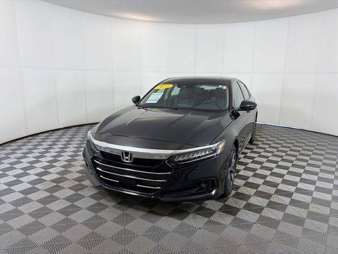 Used 2021 Honda Accord EX-L image 2