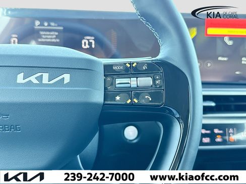 New 2026 Kia Sorento S image 38