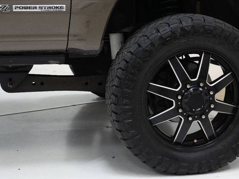 Used 2017 Ford F350 Lariat AWD/4WD image 82