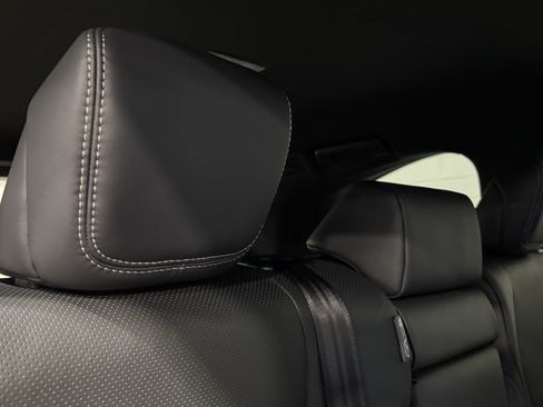 New 2026 Lexus LX 600 4WD w/ Luxury Package image 40