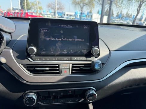 Used 2023 Nissan Altima 2.5 SR image 15