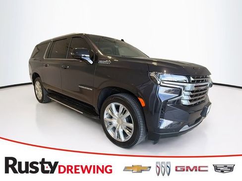 Used 2024 Chevrolet Suburban High Country image 1