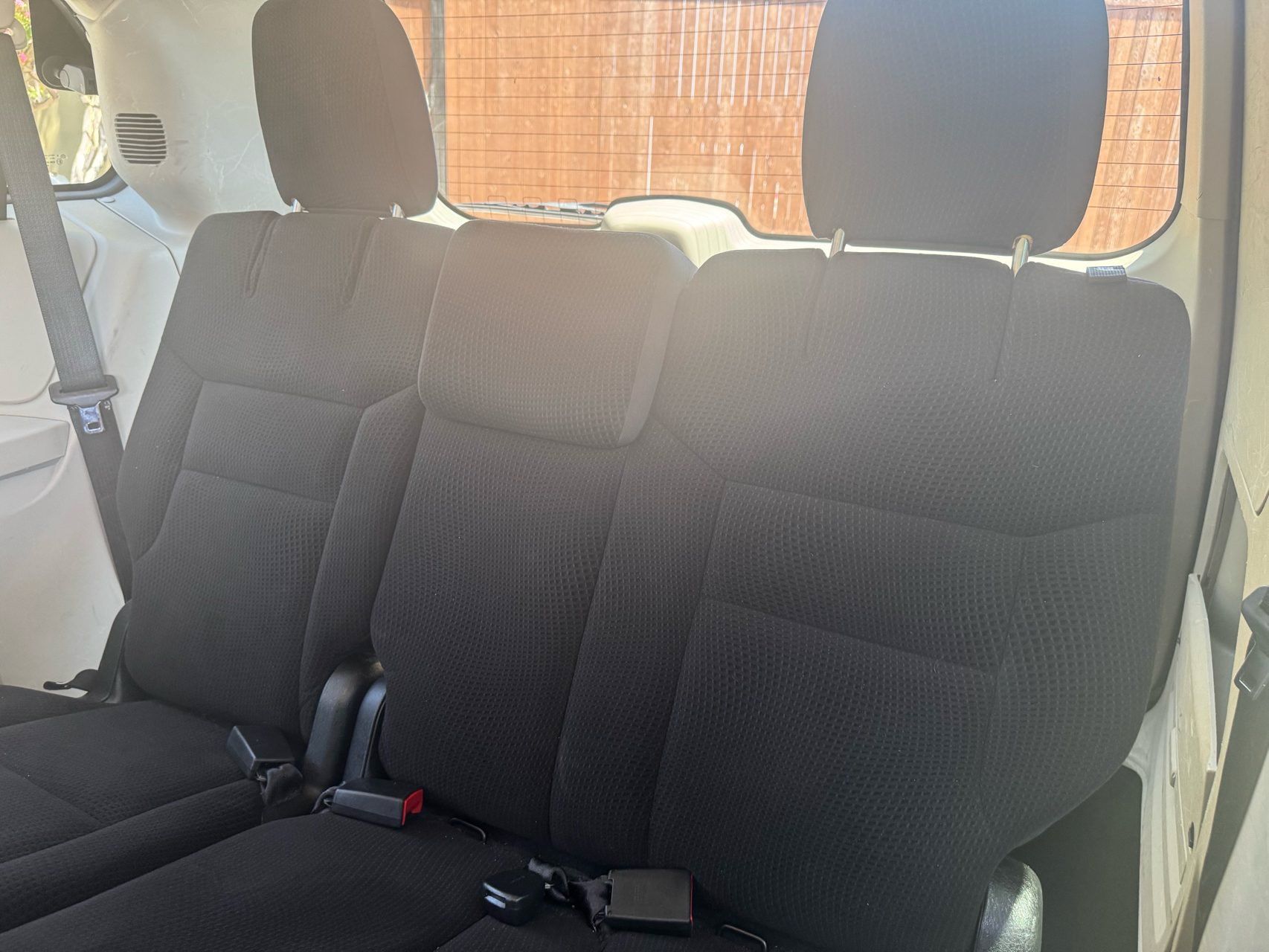 Used 2018 Dodge Grand Caravan SE w/ UConnect Hands-Free Group FWD image 11