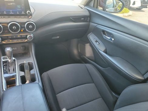 Used 2023 Nissan Sentra SV FWD image 19