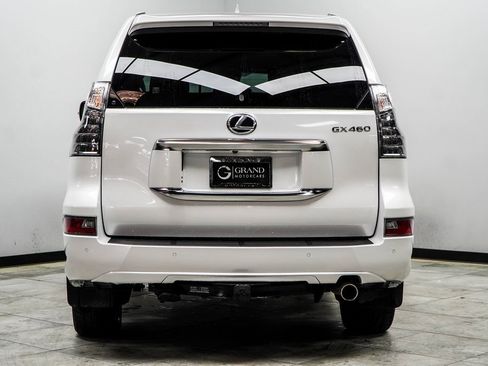 Used 2023 Lexus GX 460 Luxury image 10
