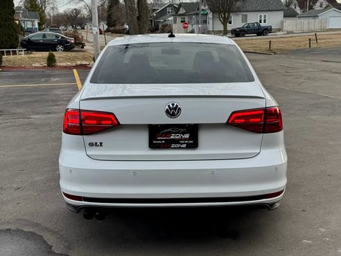 Used 2016 Volkswagen Jetta GLI SEL image 20