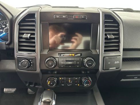 Used 2020 Ford F150 XLT w/ Equipment Group 302A Luxury image 21