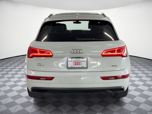 Used 2019 Audi Q5 2.0T Premium Plus w/ Premium Plus Package AWD/4WD image 11