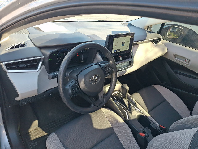 Used 2026 Toyota Corolla LE FWD image 10