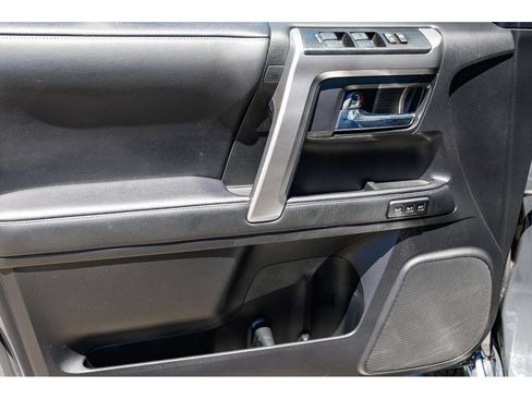 Used 2024 Toyota 4Runner Limited AWD/4WD image 22