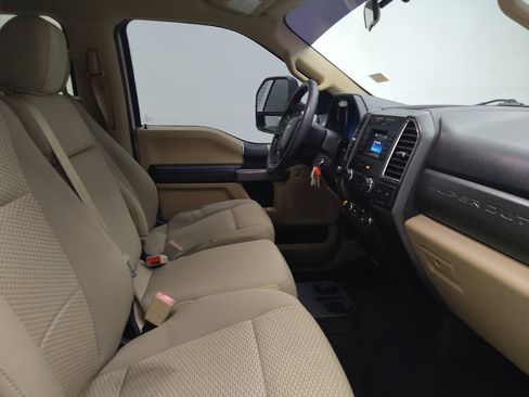Used 2018 Ford F250 XLT w/ XLT Value Package AWD/4WD image 21