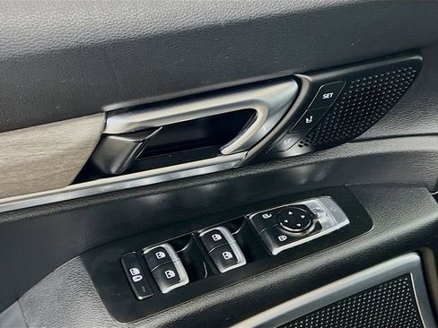 Certified 2022 Kia Telluride SX w/ SX Prestige Package image 18