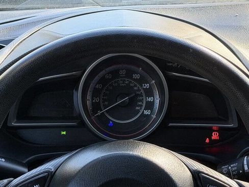 Used 2016 MAZDA MAZDA3 i Sport image 15