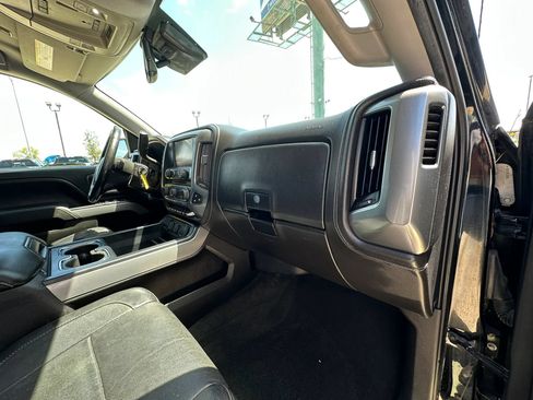 Used 2016 Chevrolet Silverado 1500 LTZ Z71 w/ LTZ Plus Package AWD/4WD image 21