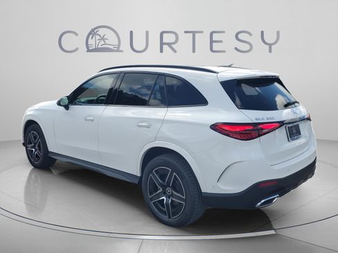 Certified 2026 Mercedes-Benz GLC 300 4MATIC image 3