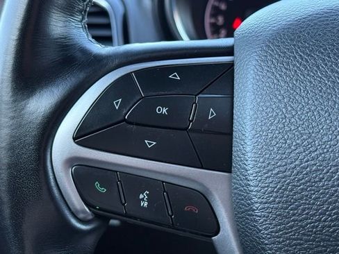 Used 2021 Jeep Grand Cherokee Overland image 20